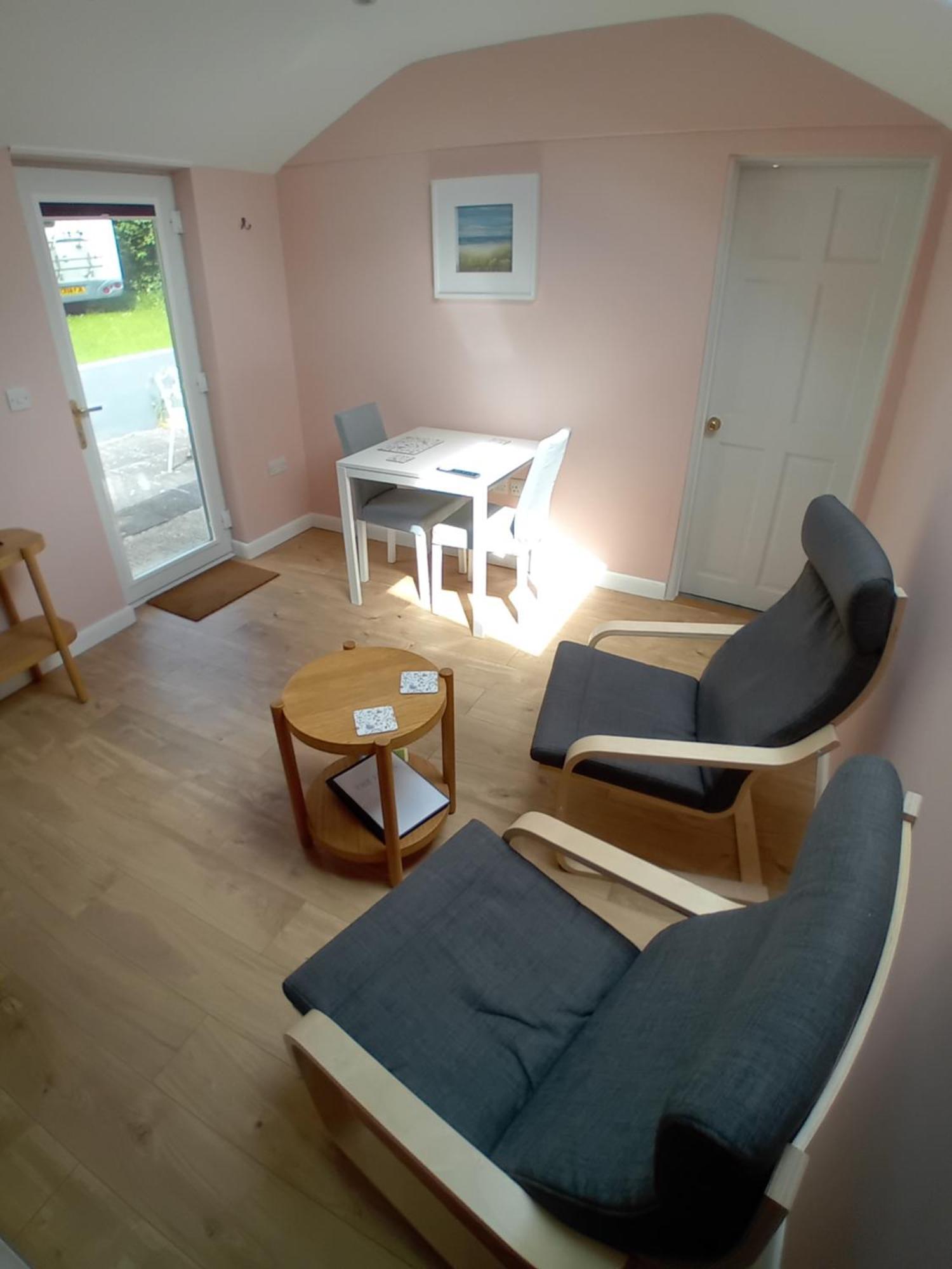 The Nook Apartment Бюд Екстериор снимка